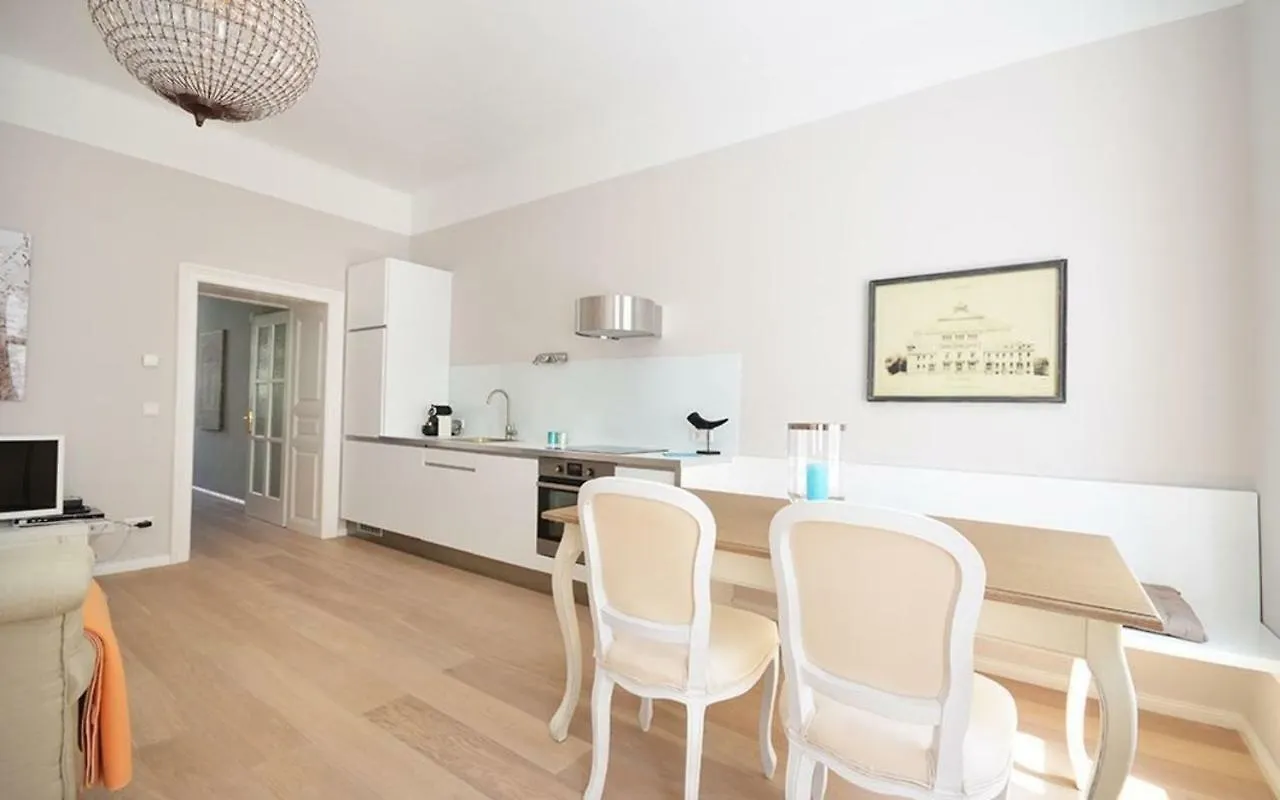 Vienna Residence | Modern, Bright Business Apartment In Vienna City Center, Alsergrund